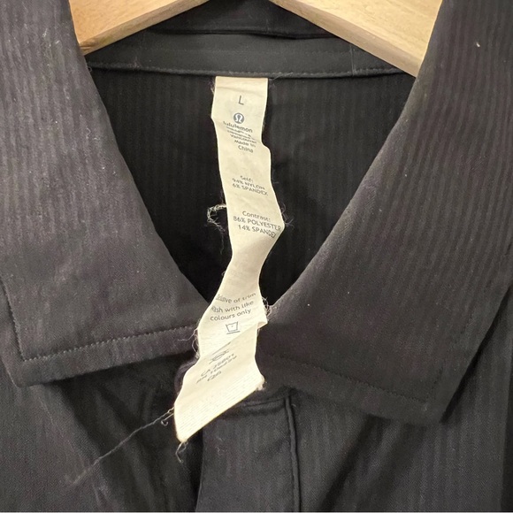 Lululemon Men’s Shirt - Picture 4 of 4